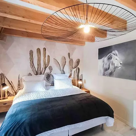 Feriehus Authentique Grange Renovee Avec Piscine, Jacuzzi Thégra